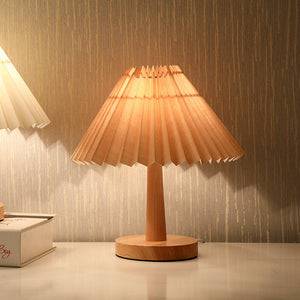 Nordische LED-Tischlampe mit Falten