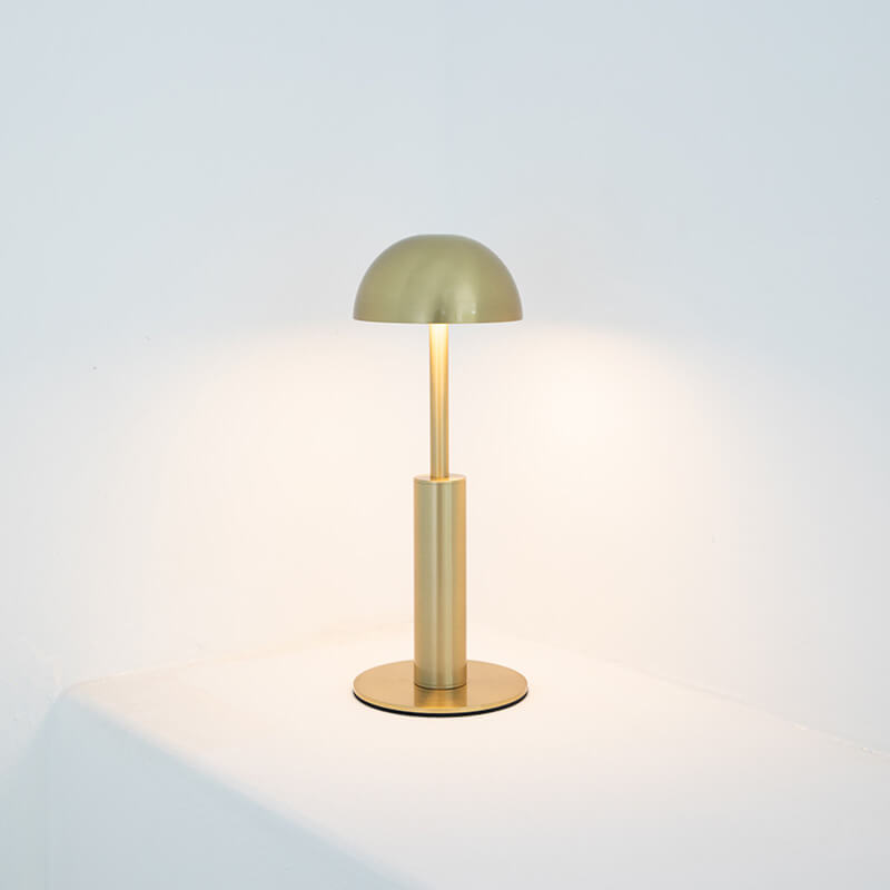 Minimalistische LED-Tischlampe im Kuppeldesign