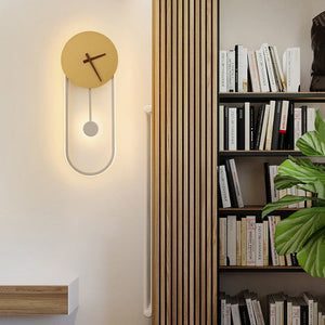 Moderne LED Pendel wanduhr