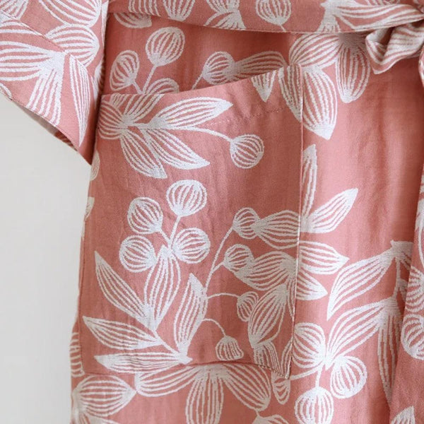 Weicher Kimono-Bademantel mit Blumendruck und langen Ärmeln