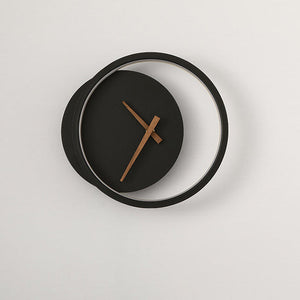 Moderne LED-Wanduhr im Monddesign