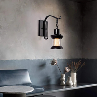 Weinlese Laterne LED Wandlampe