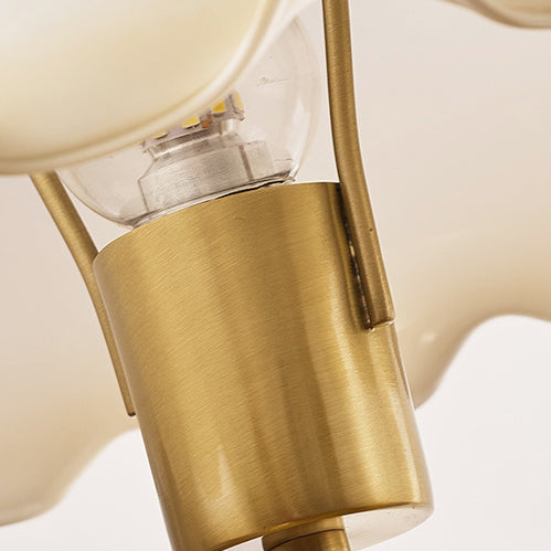 Retro-Tischlampe mit Rüschen und Uhr