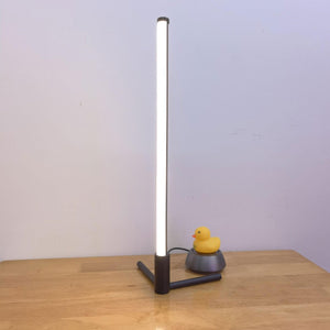 Moderne Vertikale LED-Tischlampe