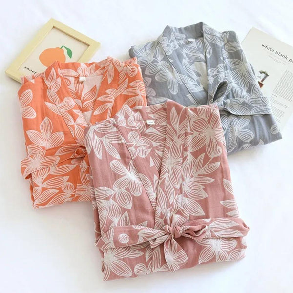 Weicher Kimono-Bademantel mit Blumendruck und langen Ärmeln