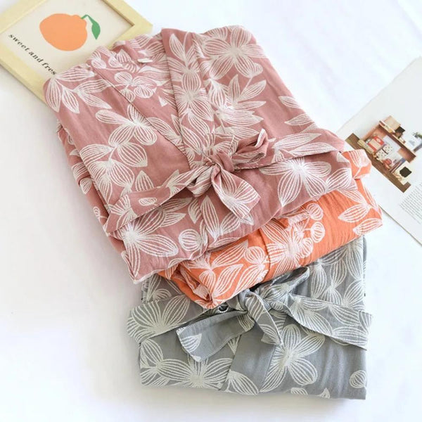 Weicher Kimono-Bademantel mit Blumendruck und langen Ärmeln
