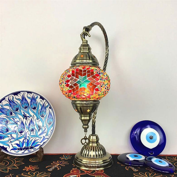 Bohemian LED-Tischlampe im türkischen Stil