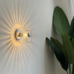 Glasprisma LED-Wandleuchte