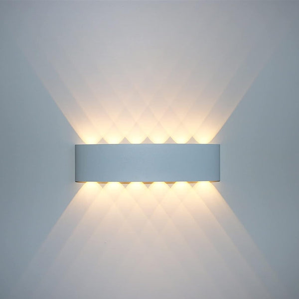 Moderne stilvolle Wetterfeste LED-Wandleuchte