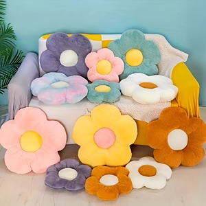 Weiches Blumenförmiges Kissen