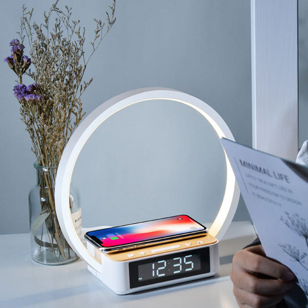 Moderner LED-Ring-Wecker mit Tischlampe und kabelloser Ladefunktion