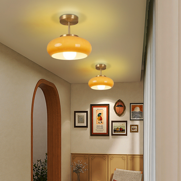 Retro-LED-Deckenleuchte in Kuppelform