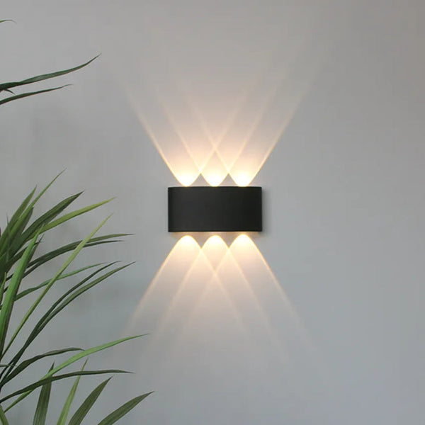 Moderne stilvolle Wetterfeste LED-Wandleuchte