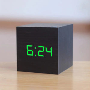 Mini LED Wecker mit Helligkeit & Nachtmodus