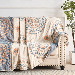 Weiche Boho-Wurfdecke mit Mandala-Druck