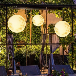 LED Garten Pendelleuchte in Mondform