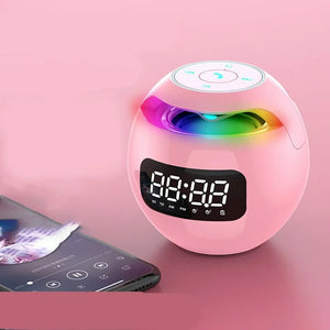Moderner Wecker mit Lautsprecher und LED-Licht