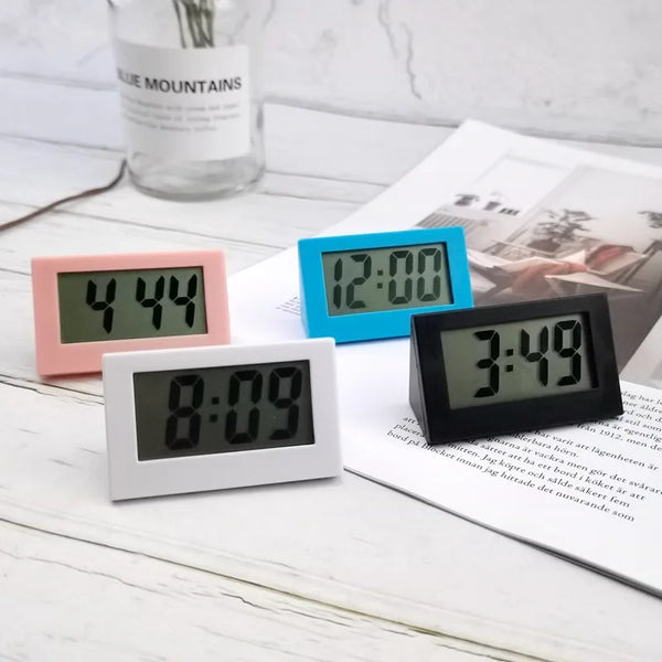 Einfacher moderner Digitalwecker