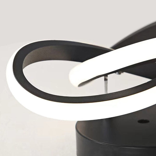Moderne Led Deckenleuchte Im Design Einer Gedrehten Schleife