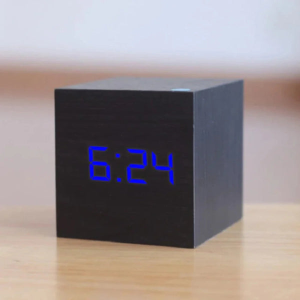 Mini LED Wecker mit Helligkeit & Nachtmodus