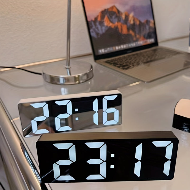 Digitaler Wecker Mit Einstellbarer Helligkeit
