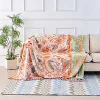 Weiche Kuscheldecke mit Boho-Blumenmuster