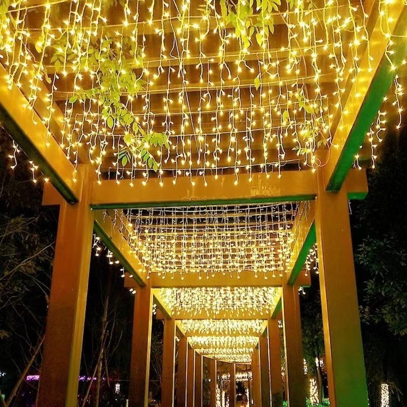LED Weihnachtslichterkette Mit Eiszapfen Für Den Außenbereich