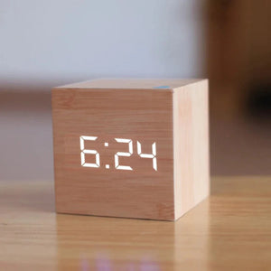 Mini LED Wecker mit Helligkeit & Nachtmodus