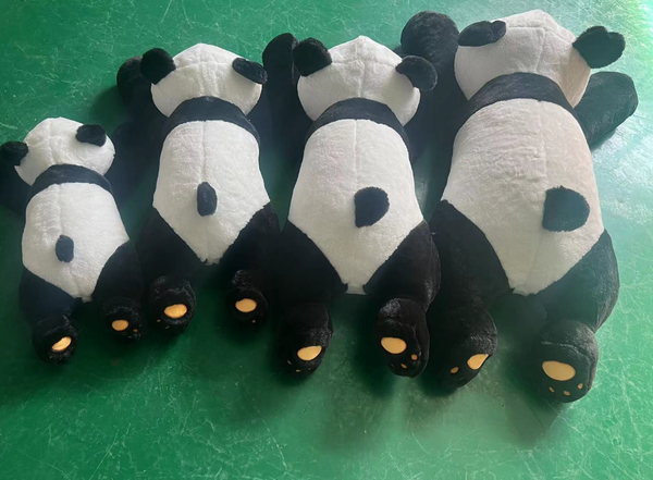 Fauler Riesenpanda Plüschtier