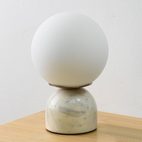 Minimalistische LED-Tischlampe mit Runder Kuppel
