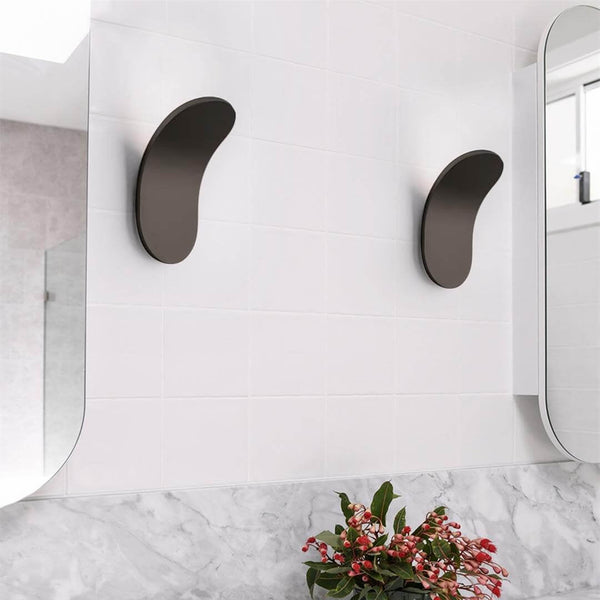 Moderne Wandleuchte mit LED-Beleuchtung