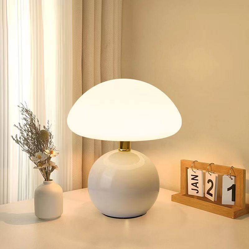 Moderne LED  Stilvoll Pilzlampe